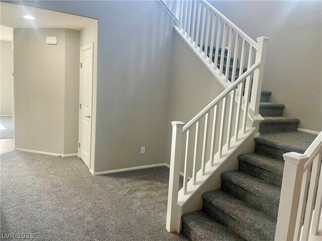 Foto del edificio - 8365 S Pioneer Way