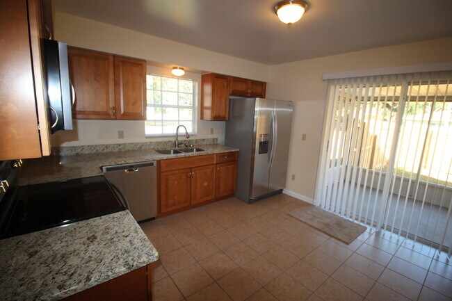 Foto del edificio - 1805 Cloverlawn Ave, Orlando, FL 32806
