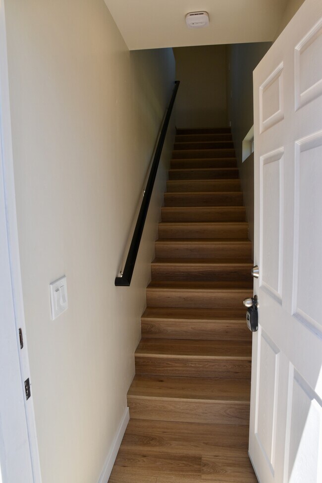 Foto del edificio - 6854 Birchwood St