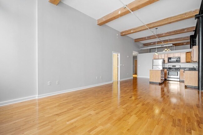 Building Photo - 160 Fremont St