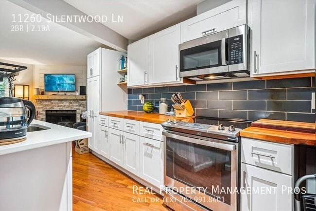 Building Photo - 11260 Silentwood Ln
