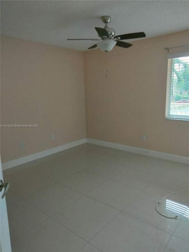 Building Photo - 7426 Trent Dr