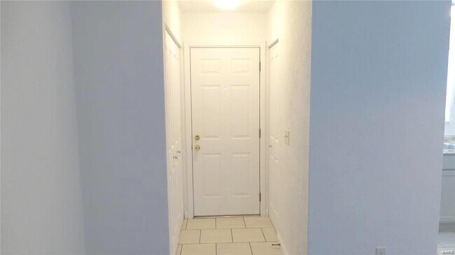 Building Photo - 105 Ashley Dr