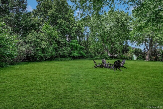 Foto del edificio - 400 Town Creek Ln