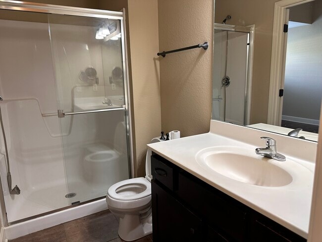 Building Photo - 12310 Hunter Dr