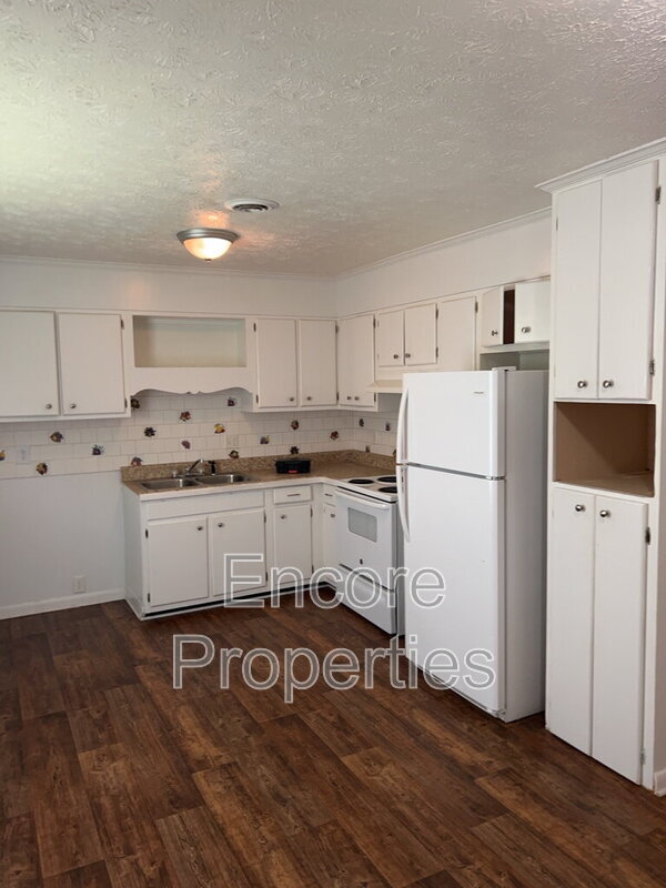 Foto del edificio - 4761 Butler Nursery Rd