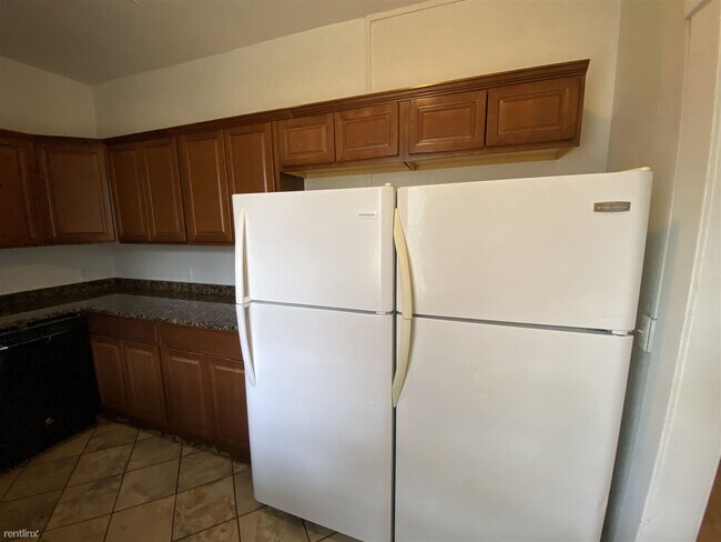 Building Photo - 7 br, 3 bath House - 932 Greenwood Ave 932...