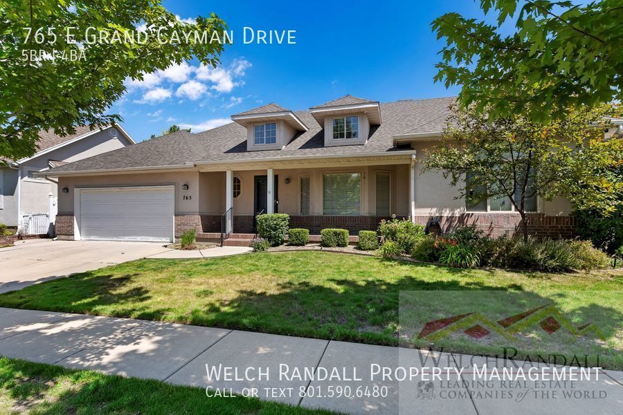 Primary Photo - Beautiful, Spacious Home in Millcreek