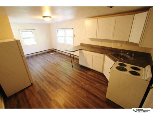 Foto del edificio - Fully Remodeled 1 Bed, 1 Bath Apartment
