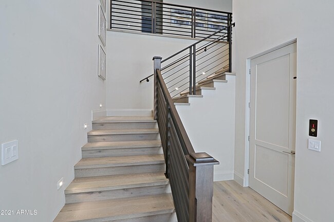 Building Photo - 5535 E Arroyo Verde Dr