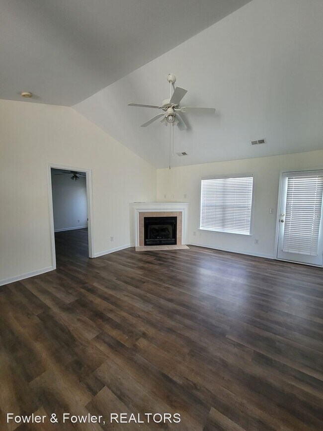 3 br, 2 bath House 1330 Bayswater Dr House Rental in High Point, NC