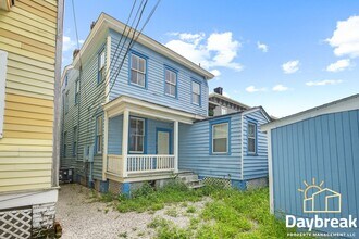 Building Photo - 112 E Anderson St
