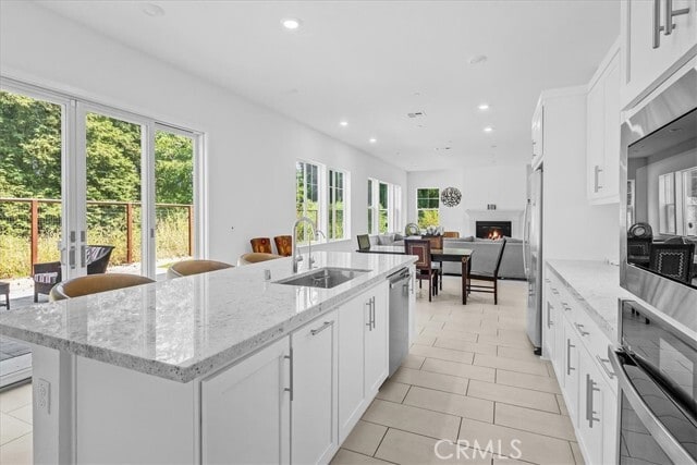 Foto del edificio - 211 Creekside Ct