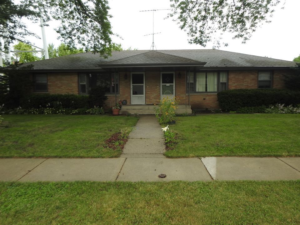 Primary Photo - 580 Lucille St
