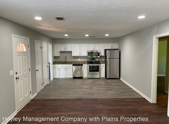 Building Photo - 2 br, 2 bath House - 558 Pride Avenue