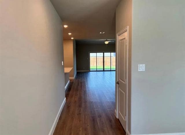 Building Photo - 1510 Crystal Way