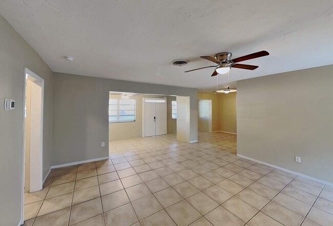 Photo - 3300 N 46th Ave House