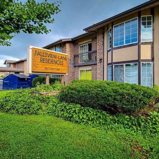 Primary Photo - Bachelor Unit for Rent