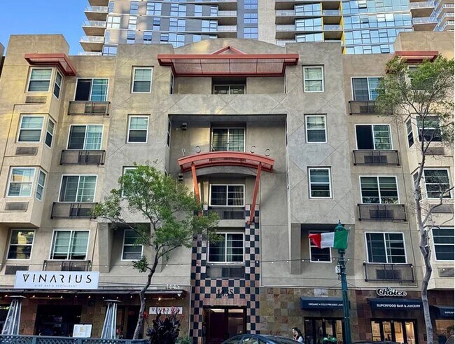 Building Photo - Modern Studio in the Heart of Little Italy...