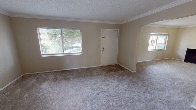 Building Photo - 145 Oyster Bay Cir