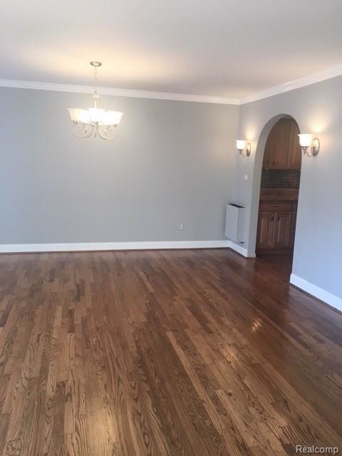 Foto del edificio - 4043 W Maple Rd