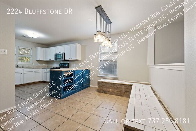 Foto del edificio - 2224 Bluffstone Dr