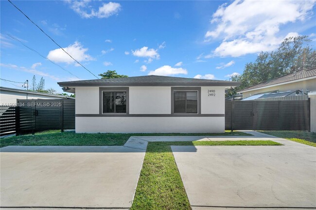 Building Photo - 2490 NW 44th St