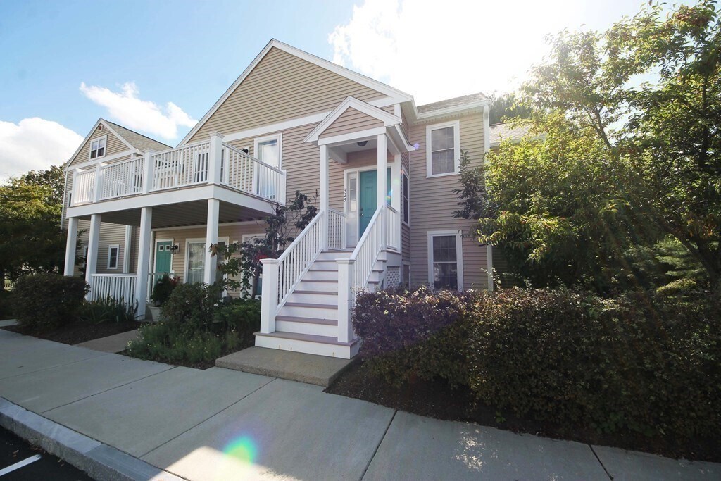 325 Tilden Commons Ln, Braintree, MA 02184 Townhome Rentals in
