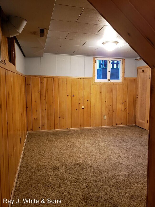 631 7th Ave Unit A & B, Lewiston, ID 83501 Room for Rent in Lewiston