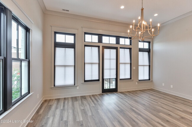 Building Photo - 10508 Meeting St