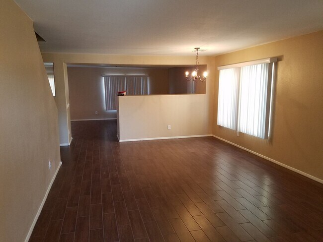Building Photo - 11588 W Aruba Beach Ave