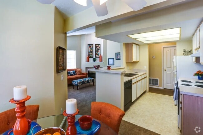 Building Photo - Sterling Pointe Apartments