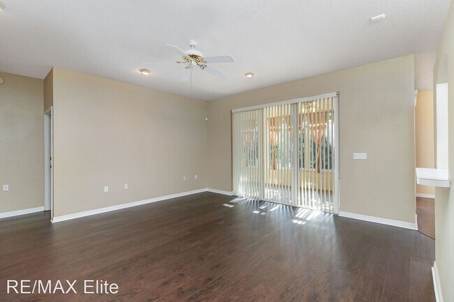 Foto del edificio - 3 br, 2 bath House - 1973 Golf Vista Blvd
