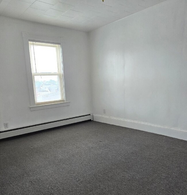 Building Photo - 285 Fayette St