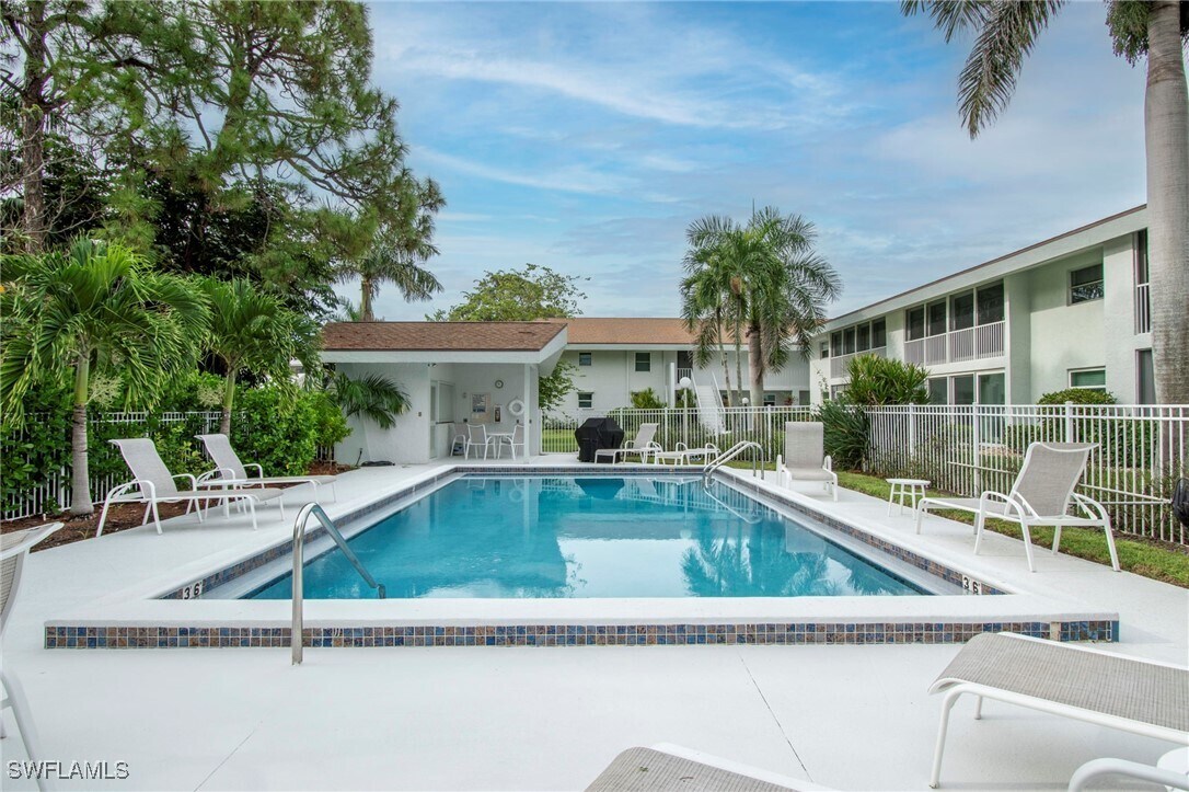 Foto principal - 4126 Belair Ln
