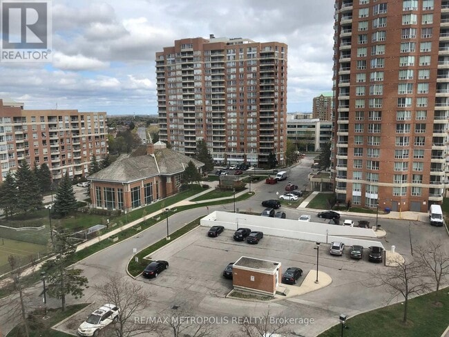 Photo du bâtiment - 430-430 McLevin Ave