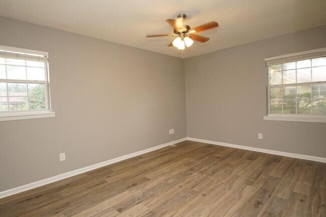 Foto del edificio - 315 Sudduth Cir NE