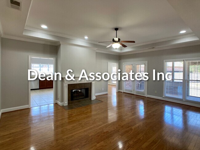 Building Photo - 601 Foothills Trace