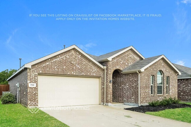 Foto del edificio - 1790 Alamandine Ave