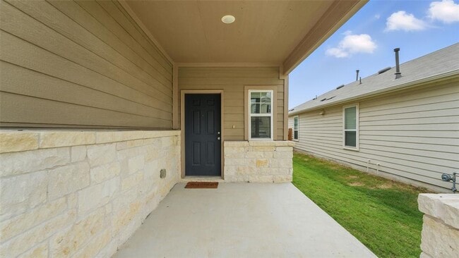 Building Photo - 139 Madrono Dr
