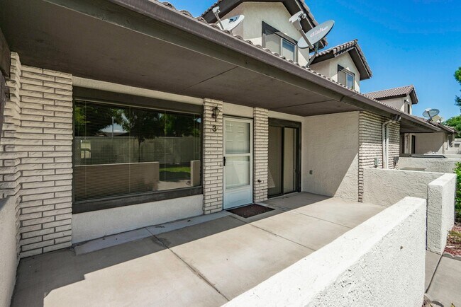 Foto del edificio - 2 Bedroom & 2 Bath Available in St. George!