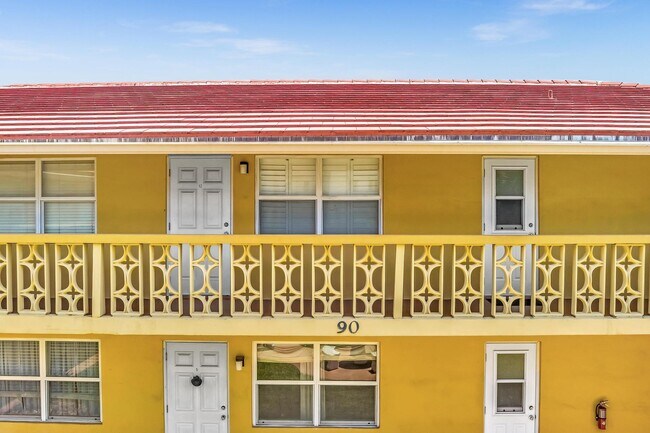 Foto del edificio - 90 NE 19th Ave