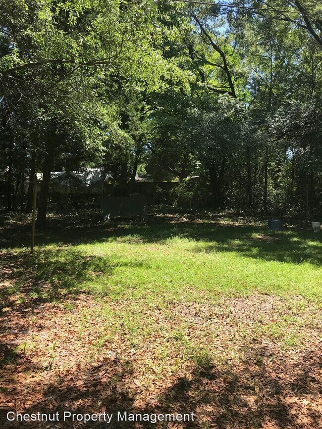 Building Photo - 3 br, 1 bath House - 2401 Monroe St