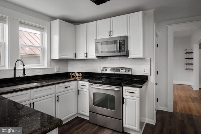 Foto del edificio - 735 Berryville Ave