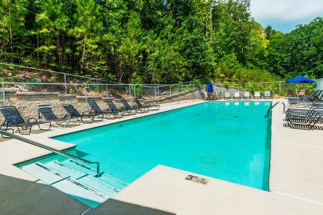 Piscina - Heritage Gardens Apartments