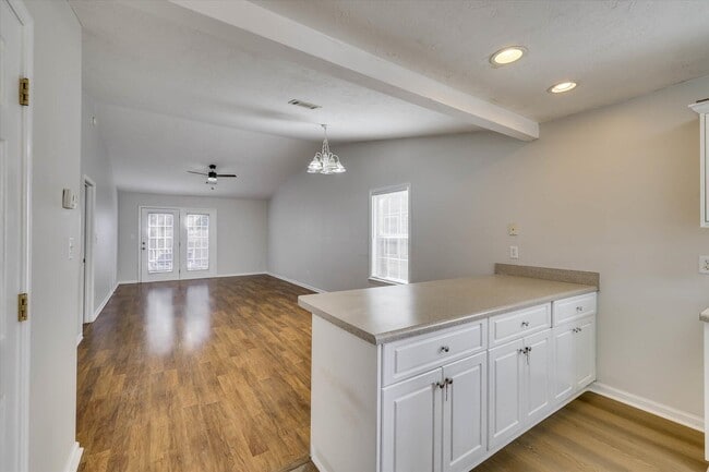 Foto del edificio - 150 Portofino Ln SW