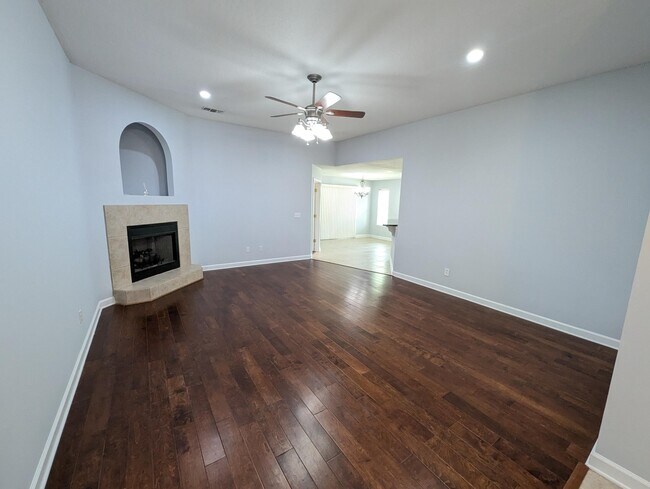 Foto del edificio - 462 Sandmore Shores Dr