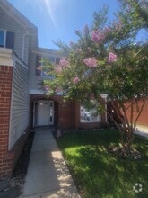 Building Photo - 2698 Bracston Rd