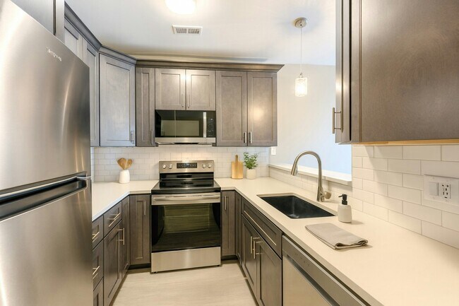 Foto del edificio - 67 S Main St