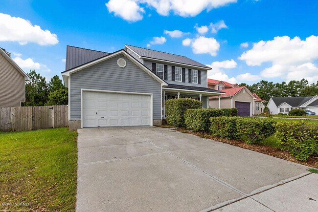 Building Photo - 411 Eucalyptus Ln
